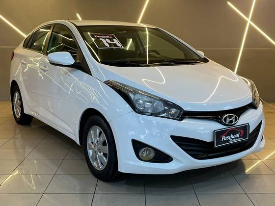HYUNDAI HB20S 1.6 COMFORT PLUS 16V FLEX 4P AUTOMÁTICO